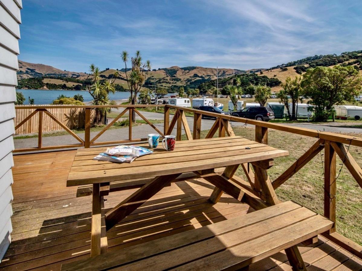 Bay Bliss - Akaroa Holiday Home ภายนอก รูปภาพ