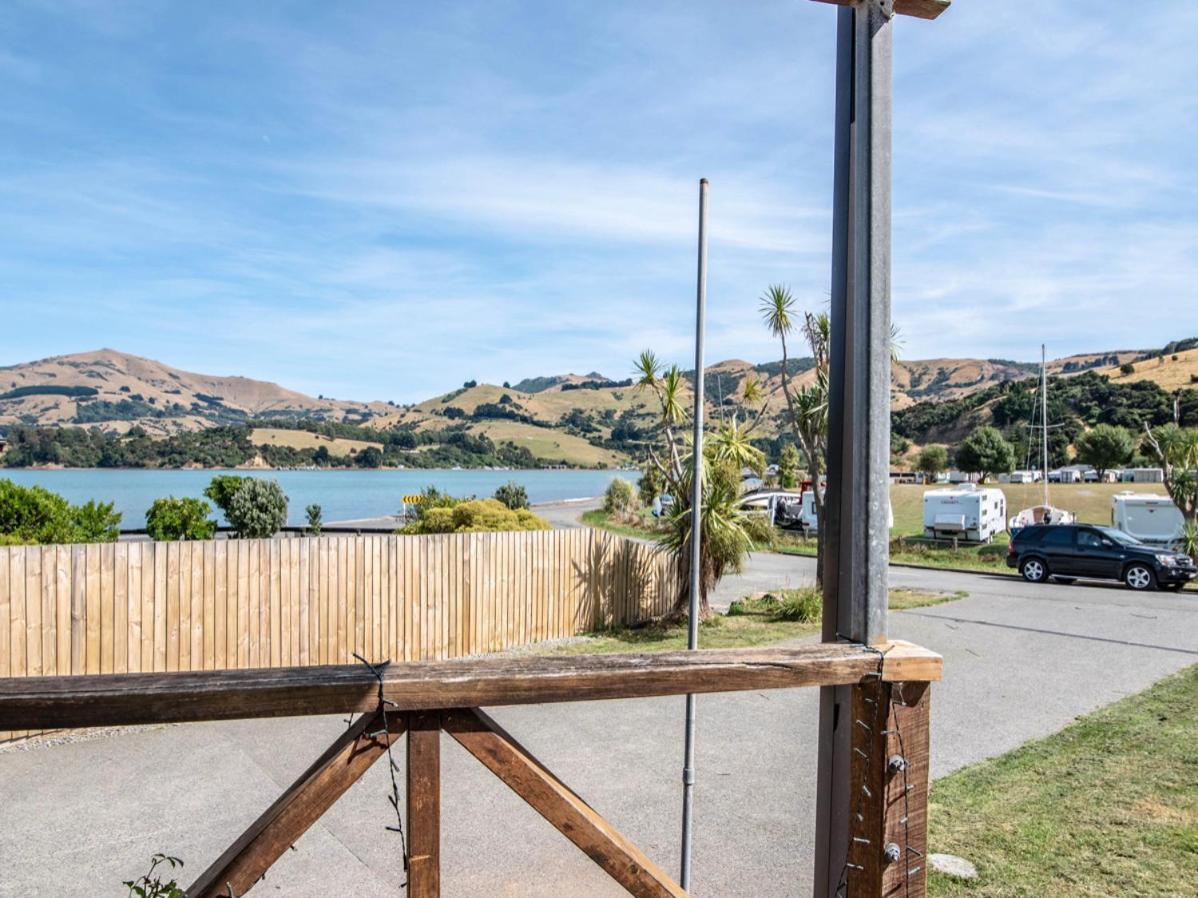 Bay Bliss - Akaroa Holiday Home ภายนอก รูปภาพ